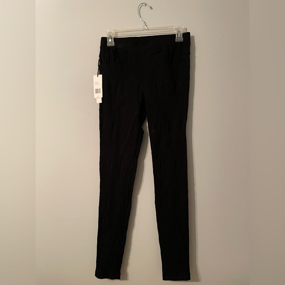 NWT, Vicinity, black, textured/patterned, stretch, pull-on pants